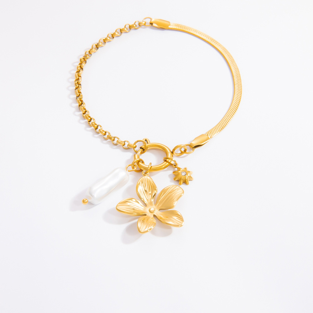 Design Titanium Steel Pearl Bracelet for Women High-end Flower Simple Fashion Jewelry