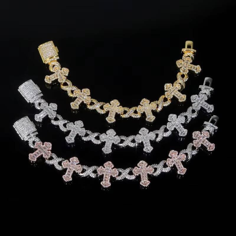 Customized three-tone 925 silver hip-hop jewelry; ice cube shiny 5A moissanite cross pendant X-shaped Cuban chain, suitable for all