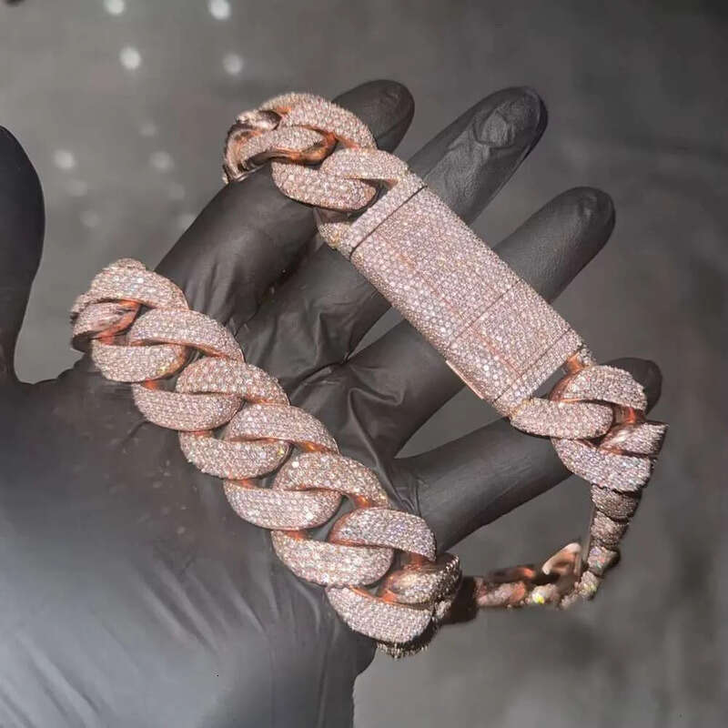 Yu Ying Custom Heavy 20mm 22mm Men Full Iced Out Moissanite Rose Gold Sier Cuban Link Chain Necklace Hip Hop Jewelry