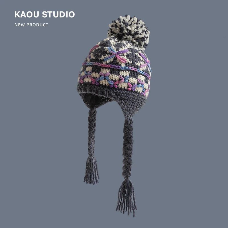 Winter Retro Jacquard Knitted Bomber Hats Women Retro Snowflake Hairball Decoration Warm and Piled Thickened Lei Feng Hat 250930