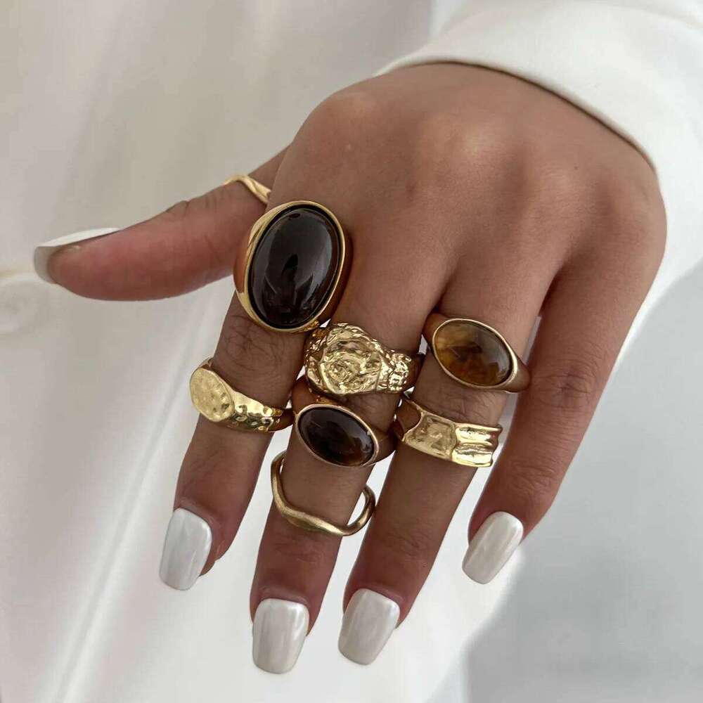 8Pcs/Set Vintage Brown Stone Open for Women Geometric Irregular Texture Index Finger Rings Set Simple Jewelry Accessories