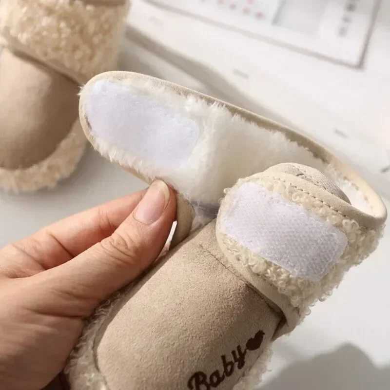 Warm Infant Toddler Crib Snow Boots Soft Comfortable Infant Girls Boys AntiSlip Socks Slipper Newborn Baby ShoesJ250930