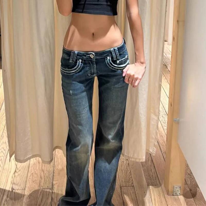 Vintage High Street Low-Waisted Jeans Women 2025 New All-Match Wide Leg Y2K Denim Trousers Female Sexy Slim Fit Flares Pants dongdumaoyi