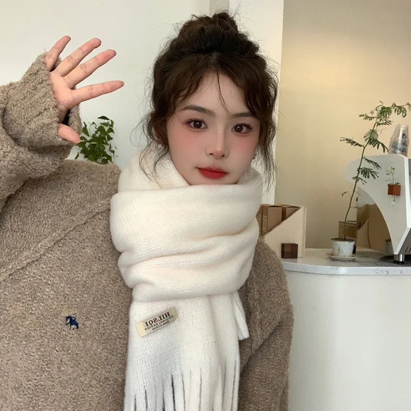 Winter Scarf For Women Plain Warm Shawls Wraps Female Thick Knitted Soft Long Tassel Shawl Neckwrap Solid Neckerchief 250930
