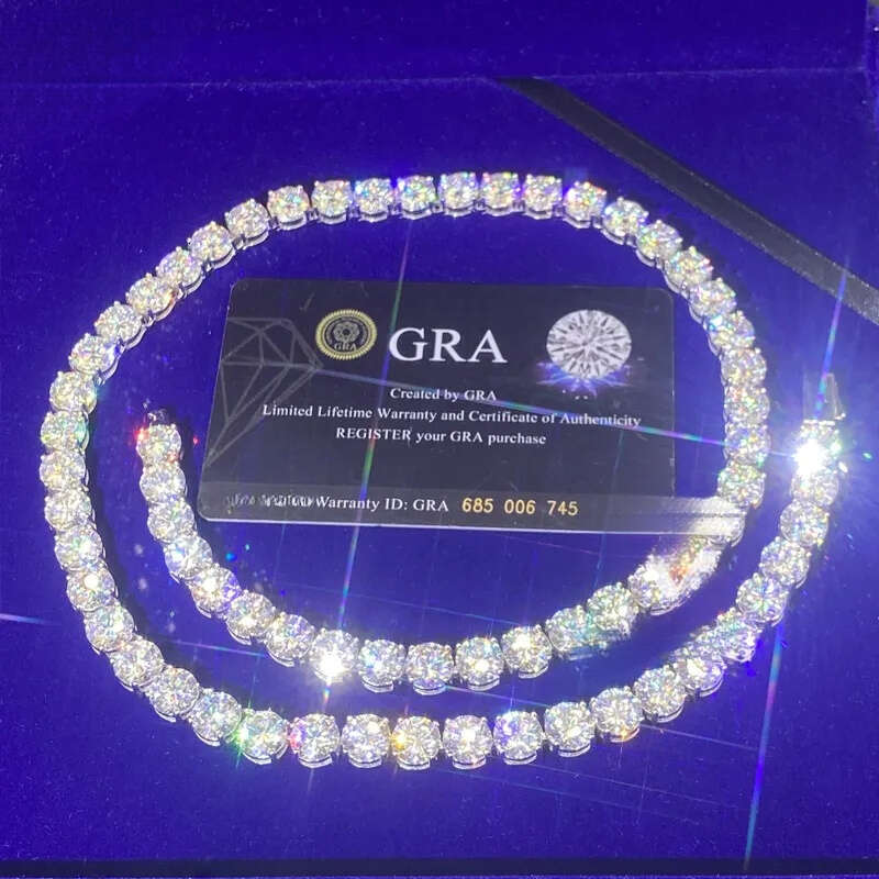 Round Brilliant Cut 8mm VVS Dia Sier White Gold Plated Moissanite Tennis Chain Necklace