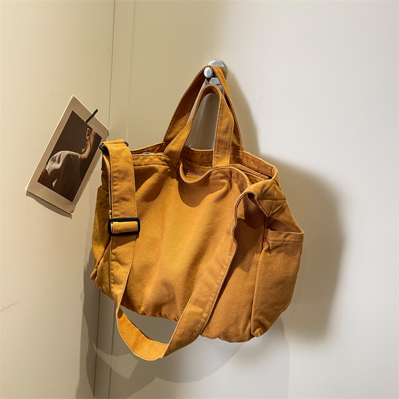 New casual simple shoulder bag popular, niche fashion elegant, versatile for daily work and commuting, luxurious and durable, multi-functional handbag