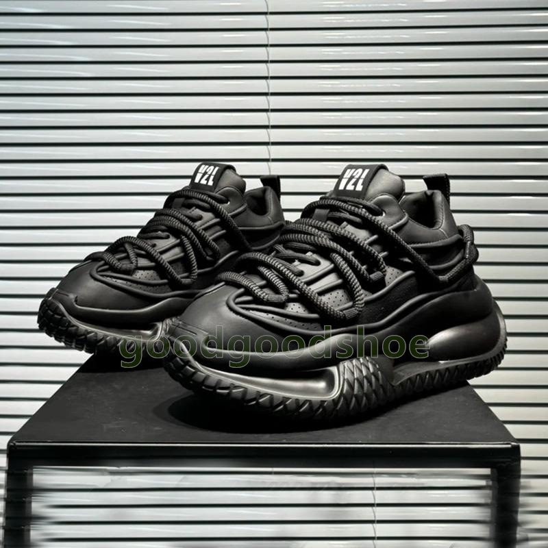 Autumn breathable running shoes Versatile mens trainers Trendy Pure black white Comfort Durable chunky sneakers Size 39-44