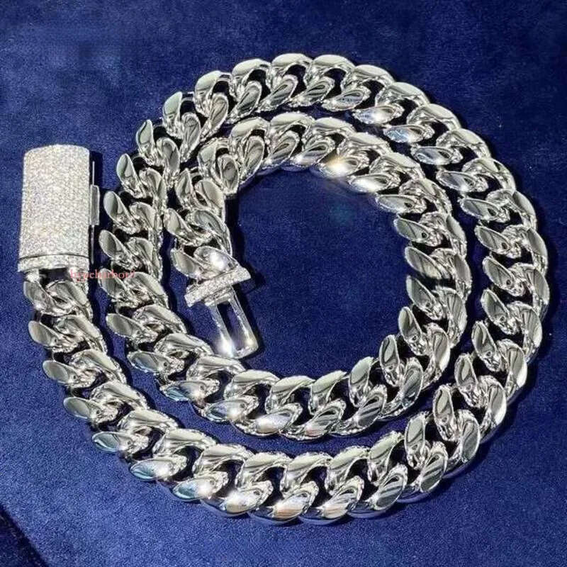 Vvs Moissanite Dia Sterg Sier Gold Iced Out Letter Necklace Cuban k Chain Hip Hop Custom Name Pendant