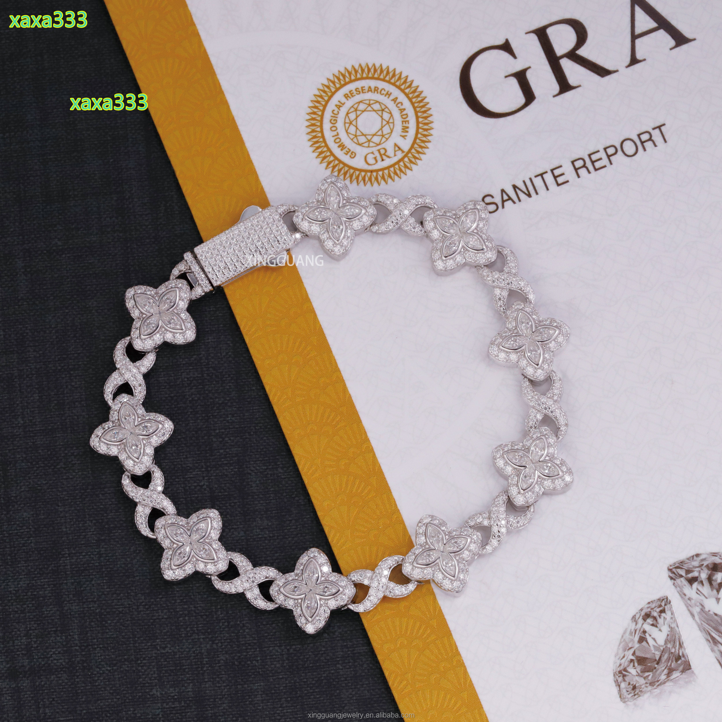 Yy Popular Four Leaf Clover Design Iced Vvs Moissanite Infinity Cuban Link Bracelet for MenWomen Hip Hop Jewelry