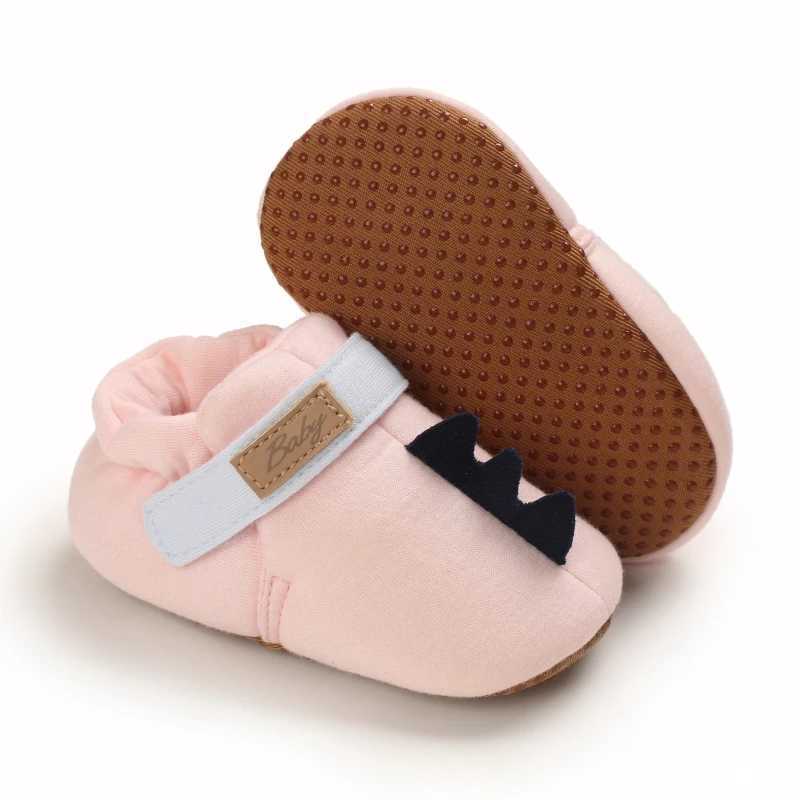 Autumn Baby Shoes Newborn Never Falls Off Shoes One Year Old Baby Soft Soled Walking Shoes Spring And Autumn Cloth ShoesJ250930