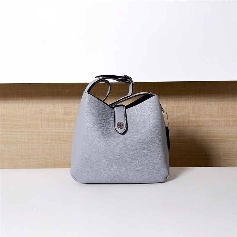 New letter wandering bag, shoulder bag, crossbody bag, designer women's handbag, bucket bag, luxury bag, handbag, shoulder bag