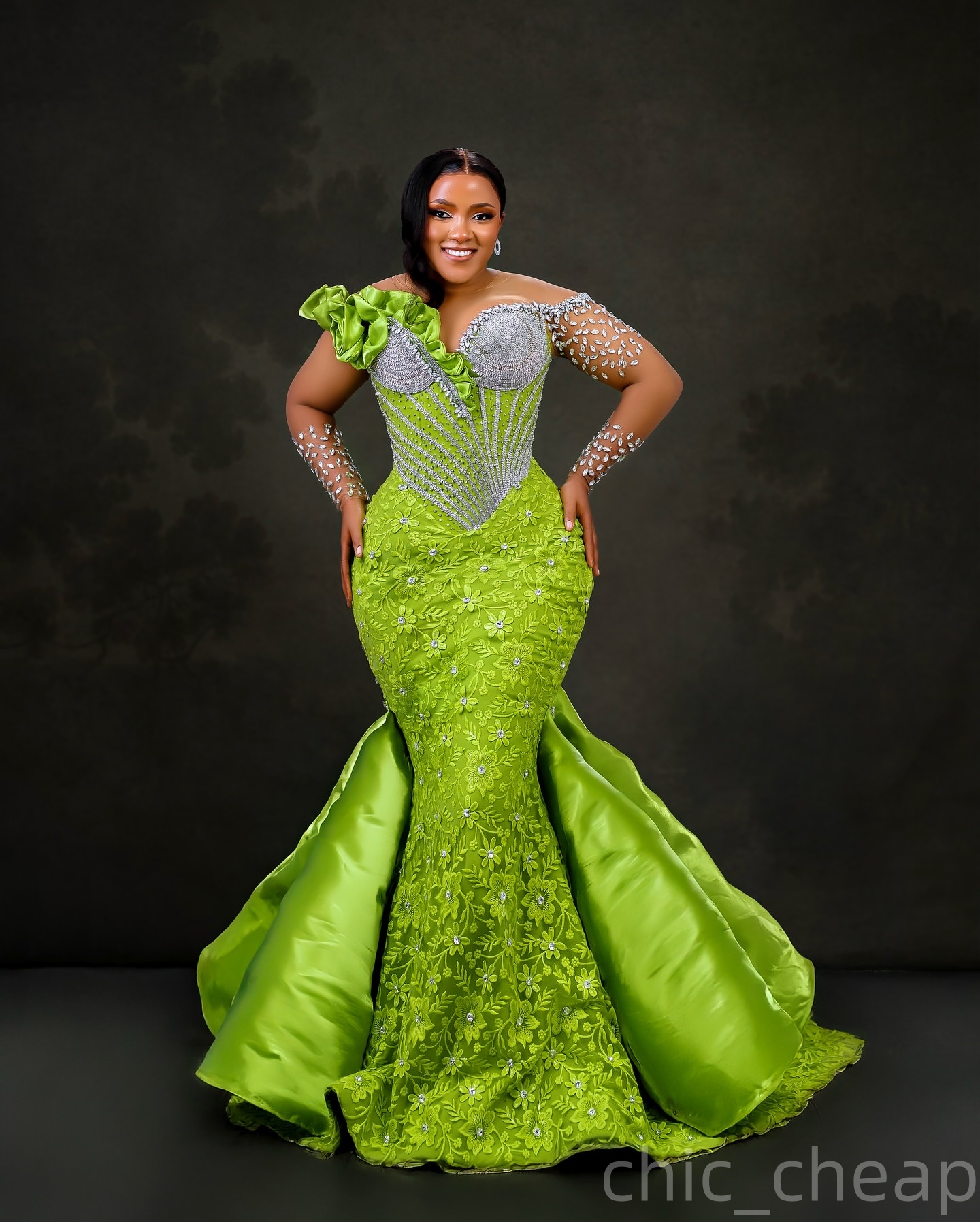Mermaid Green Prom Dresses 2025 Lace Crystals Detachable Train Satin Evening Formal Party Second Birthday Engagement Gowns Plus Size Dress For Special