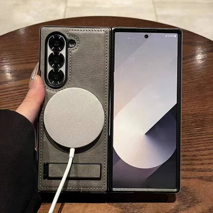 Retro Leather Hidden Tripod Phone Case For Samsung Galaxy Z Fold 7 6 5 4 3 Magsafe Wireless Charging Lens Fall Prevention Cover