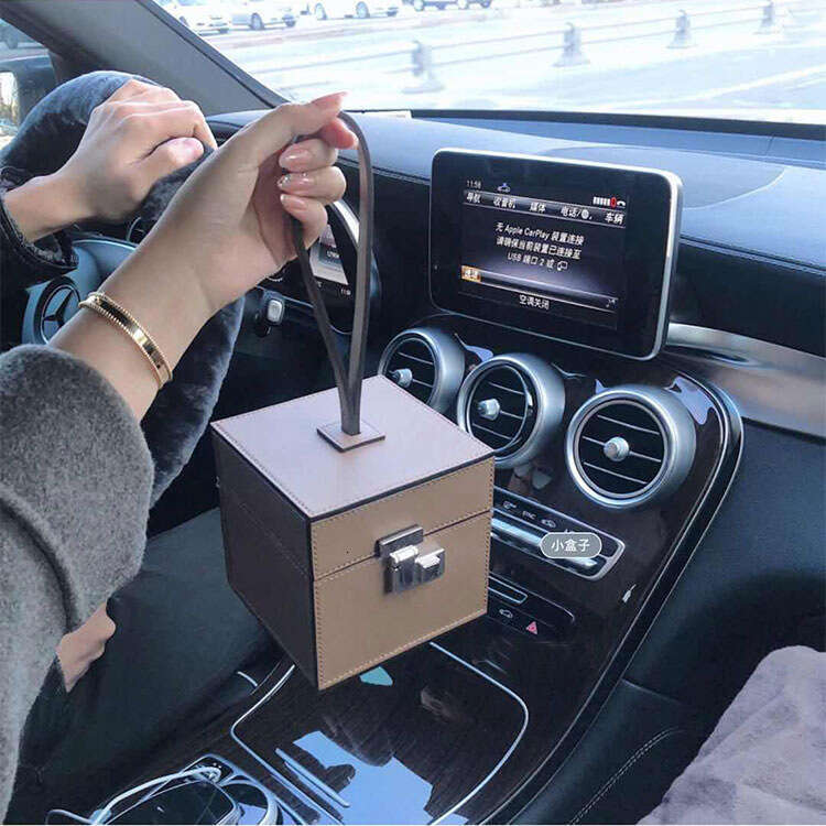 designer bag Luxury bag New Fashion Makeup Versatile Small Square Party Mini Niche Ins Handheld Box Bag