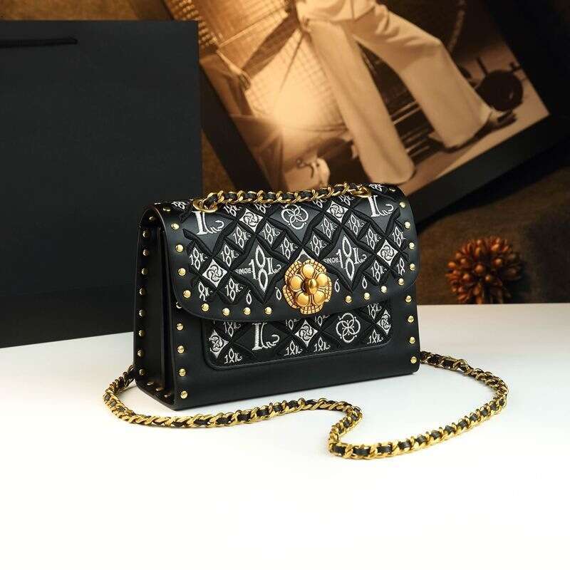 Luxury bag Embroidered Chain Underarm Exquisite New Chinese Genuine Leather Women s Single Shoulder Crossbody National Style Bag