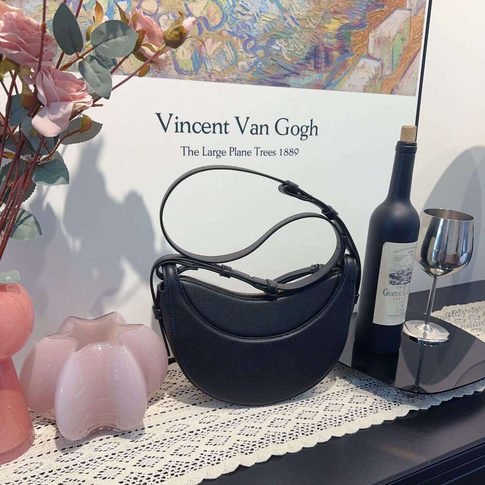 designer bag Luxury bag French Niche Crescent New High-End Saddle Single Shoulder Crossbody Underarm Bag for Women