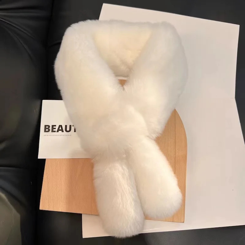 Faux Fur Scarf Winter Warm Fur Thicken Cross Scarives Neck Warmers Double Sided Rabbit Fur Scarf for Women Soft Plush Shawl Ring 250929