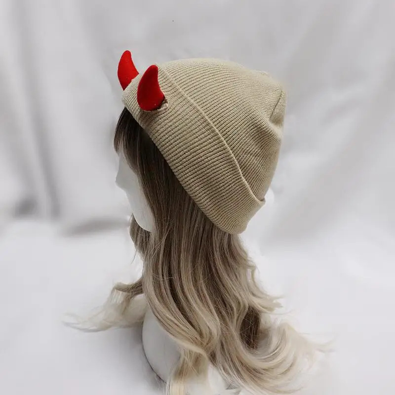 Knit Beanie With Demon Horns Warm Winter Skullies Cap For Halloween Christmas Party Costume Punk Hip Hop Unisex Adult 250930