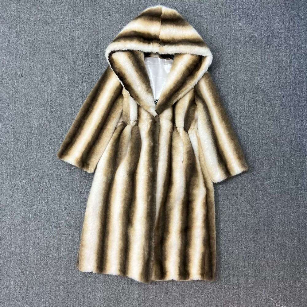 25 Winter New Long Coat For Women, High-End Loose Slimming Hooded Fashionable Stylish Fur Jacket