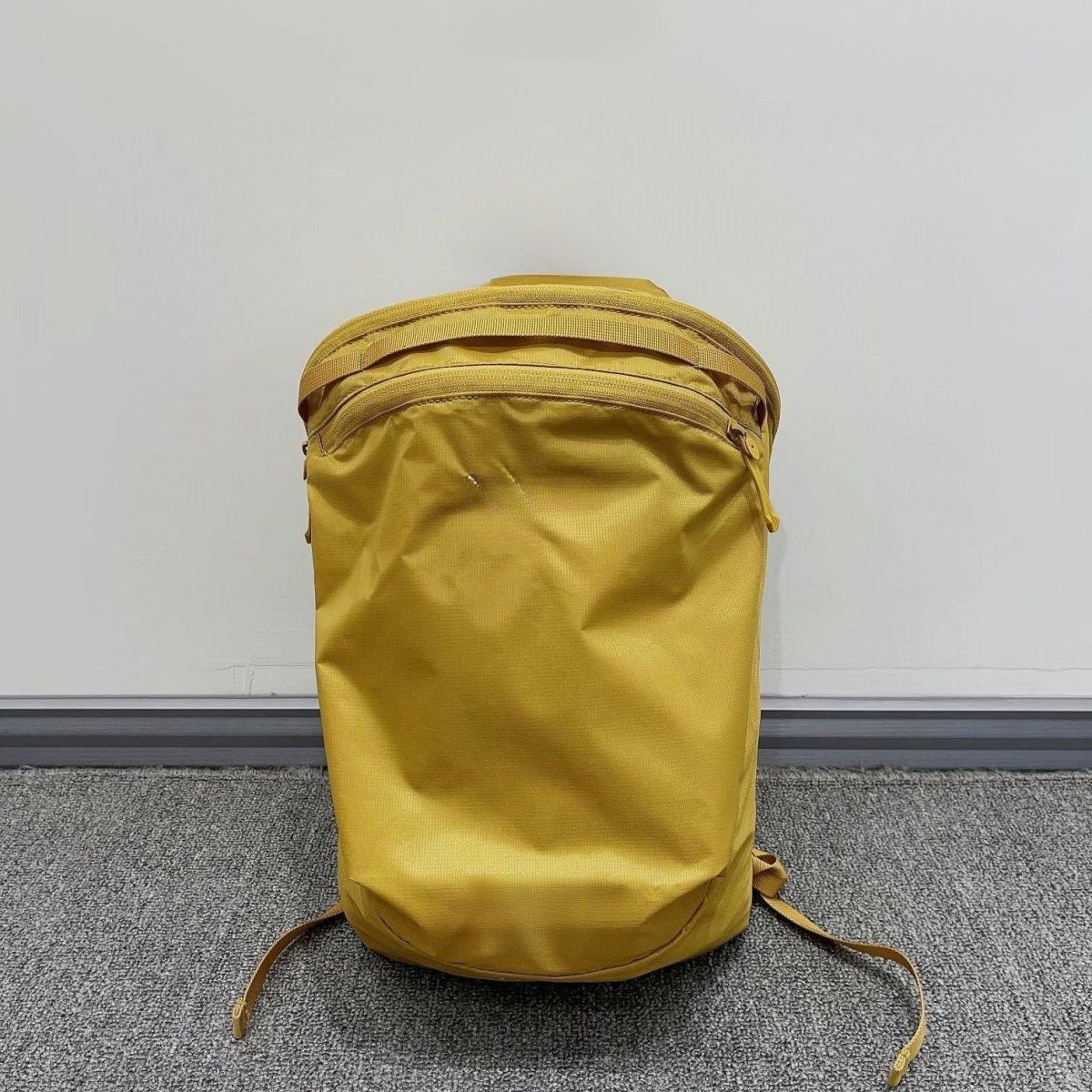 2025 New Designer Outdoor Hiking Backpack Waterproof Large Capacity Leisure Travel Bag