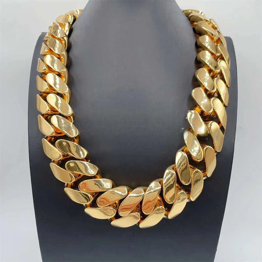 Hip Hop Jewelry Fashion Style and Heavy Super Necklace Big Ass Chain Miami Cuban Link