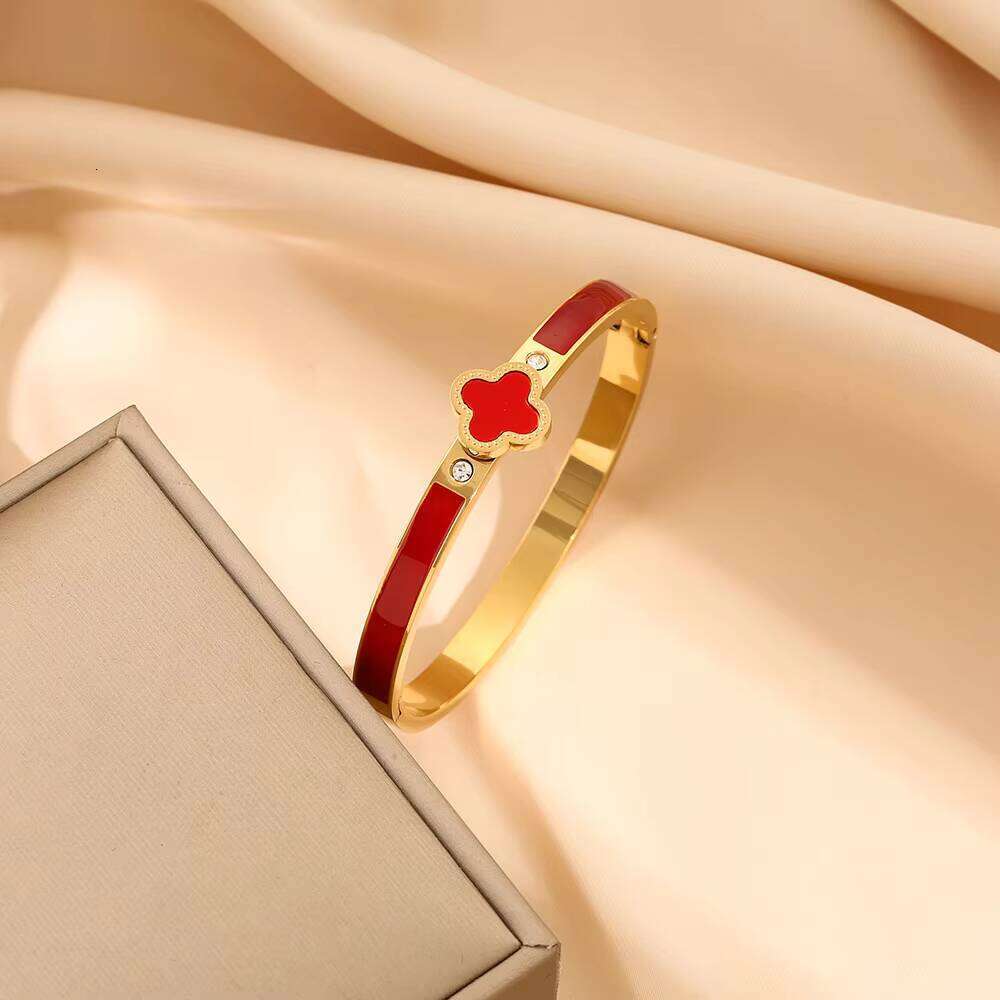 High Quality fashion Sterling silver Jewelry Lucky clover Women's Gold Bracelet