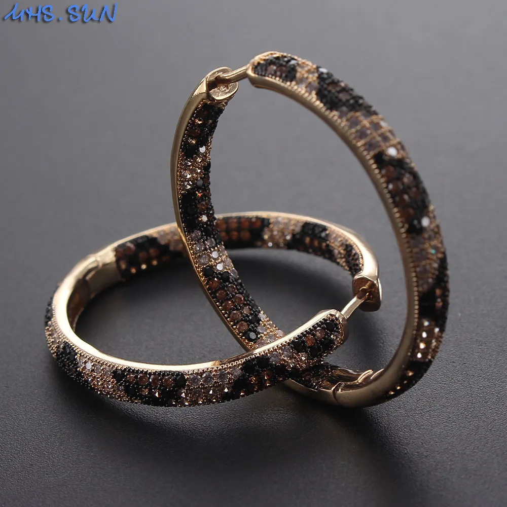 MHSSUN est Womens Fashion Leopard Hoop Earrings Zircon Jewelry For Girls Party Copper CZ Crystal Earrings 1Pair 250930