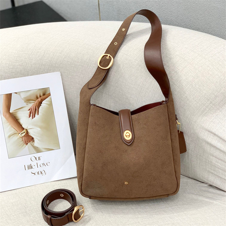 2025 new bucket shaped leather bag shoulder bag designer bag commuting daily handbag luxury bag leather office crossbody bag