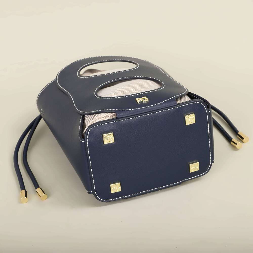 PG PATSY GARIS Crossbody Bag New Brand Designer Simple Atmosphere Hollow Design Fashion Shoulder bag Women's