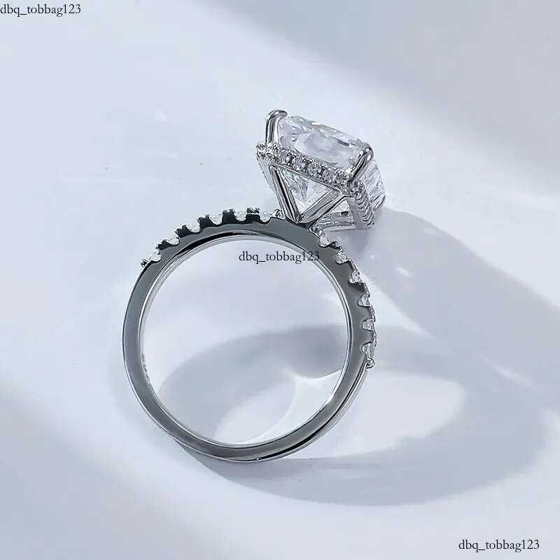 2024 Choucong Wedding Rings Elegant Jewelry Sparkling Pure 100% Sterling Sier Natural Moissanite Dia Gemstones Party Women Engagement Ring Gift
