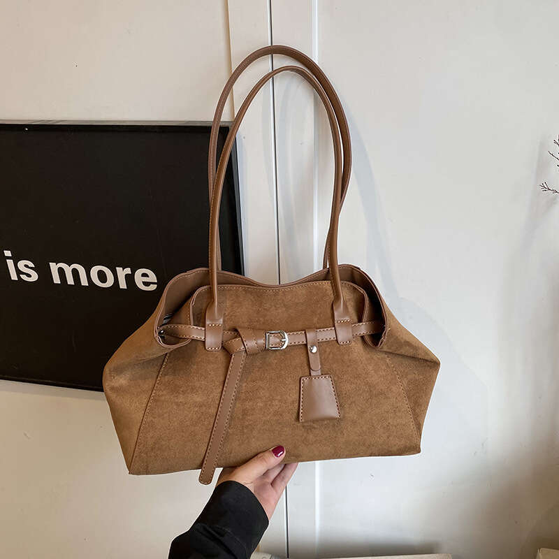 designer bag Luxury bag High-end Matte Large Capacity Tote New Fashion Versatile Suede Single Shoulder Commuter Underarm Bag