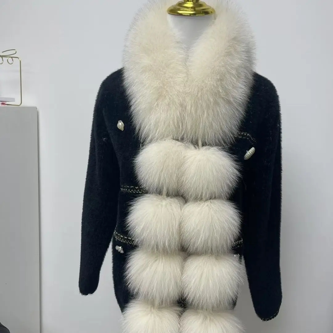 Magnetic Fox Versatile Scarf womens Autumn Winter Light Shawl Plush Fur Ball Temperament Cute Scarf 4w983 250929