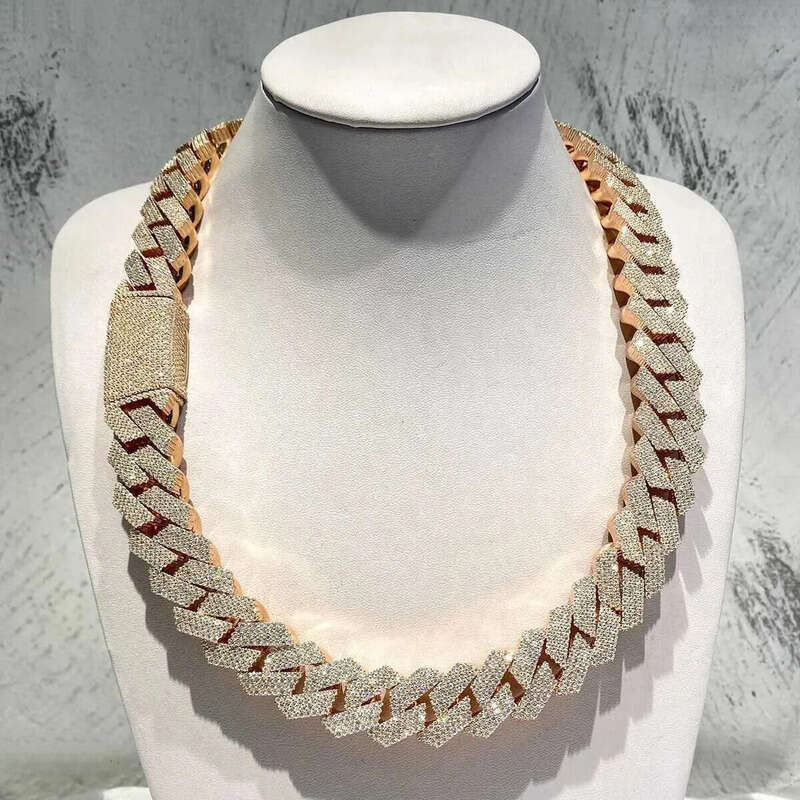 Cuban k Chain Necklace Moissanite Iced Out Necklaces 2024 | Real Sier Finish for Men very nice