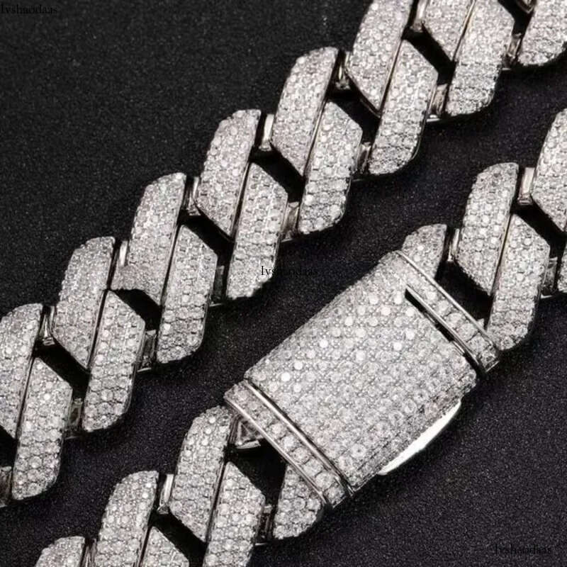 Customized 18 Mm Jewelry Bust Down Moissanite Dias Cuban Link Chain