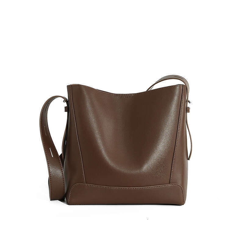 designer bag Luxury bag Women's Hot Sale New Large Capacity Crossbody Versatile Genuine Leather Shoulder High-end Commuter Bucket Bag