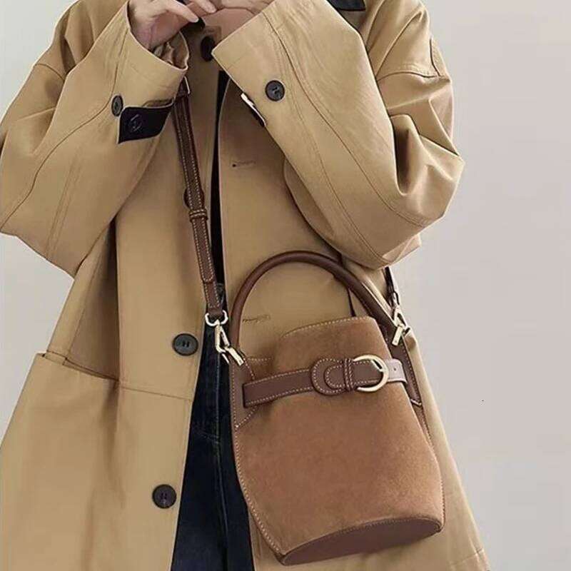 Fashion Handbag High-grade Leather Trend Versatile Simple Drawstring Bucket Retro Texture Brand Designer Shoulder Bag