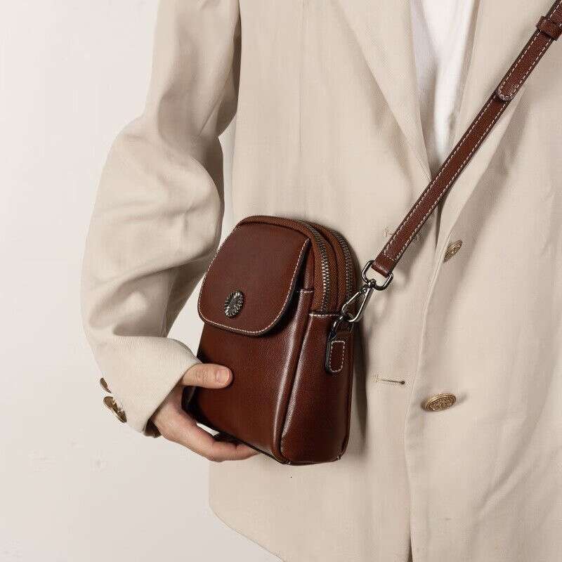 Genuine Leather Small 2025 New Crossbody For Women Versatile Vertical Multi-Layer Shoulder Fashionable High-End Phone Bag Trendy