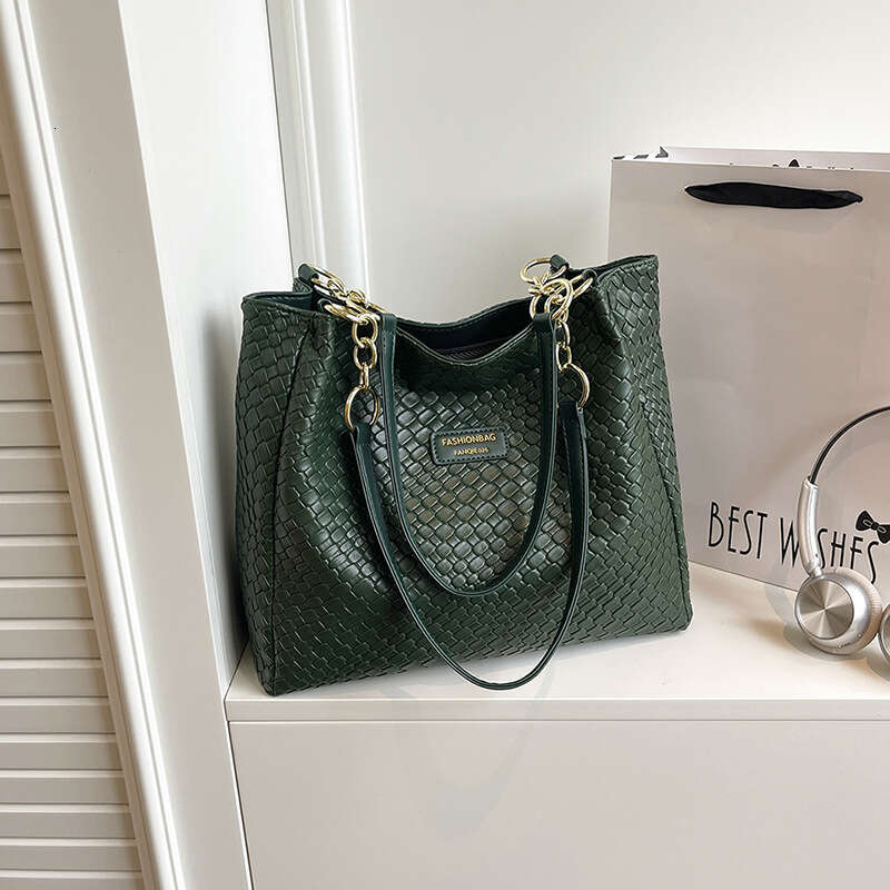 designer bag Luxury bag Woven Large Capacity Fashionable Textured Handbag for Women New Niche Commuter Shoulder Tote Bag