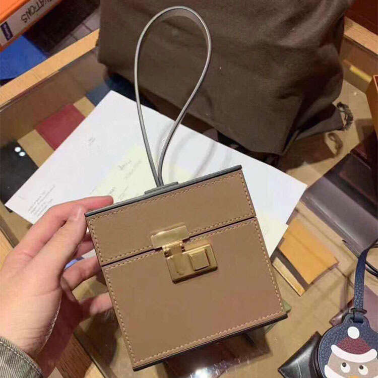 designer bag Luxury bag New Fashion Makeup Versatile Small Square Party Mini Niche Ins Handheld Box Bag