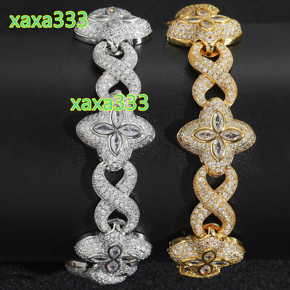 2025 Hot Sale Hip Hop Four-Leaf Clover 8 Cuban Link Necklace Ice Blue Moissanite Infinite Rectangular Link Brace for Men and Women