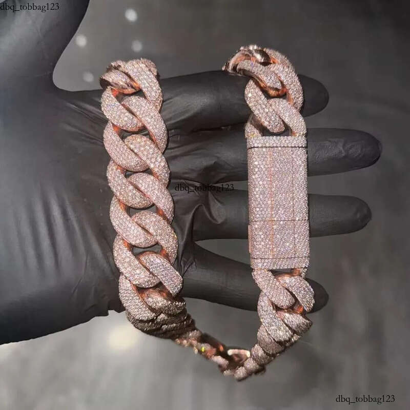 Yu Ying Custom Heavy 20mm 22mm Men Full Iced Out Moissanite Rose Gold Sier Cuban Link Chain Necklace Hip Hop Jewelry
