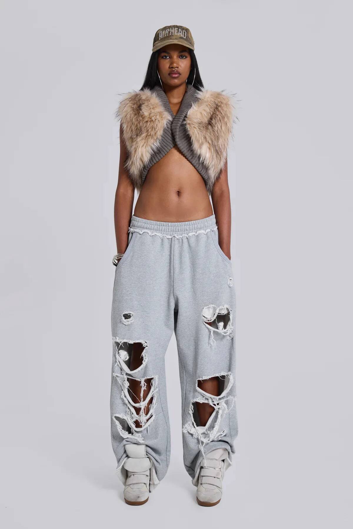 2025 New Y2k Spring and Summer Women's High Quality Hole Breaking Gray Trousers Women Fashion Chic Casual Pants dongdumaoyi