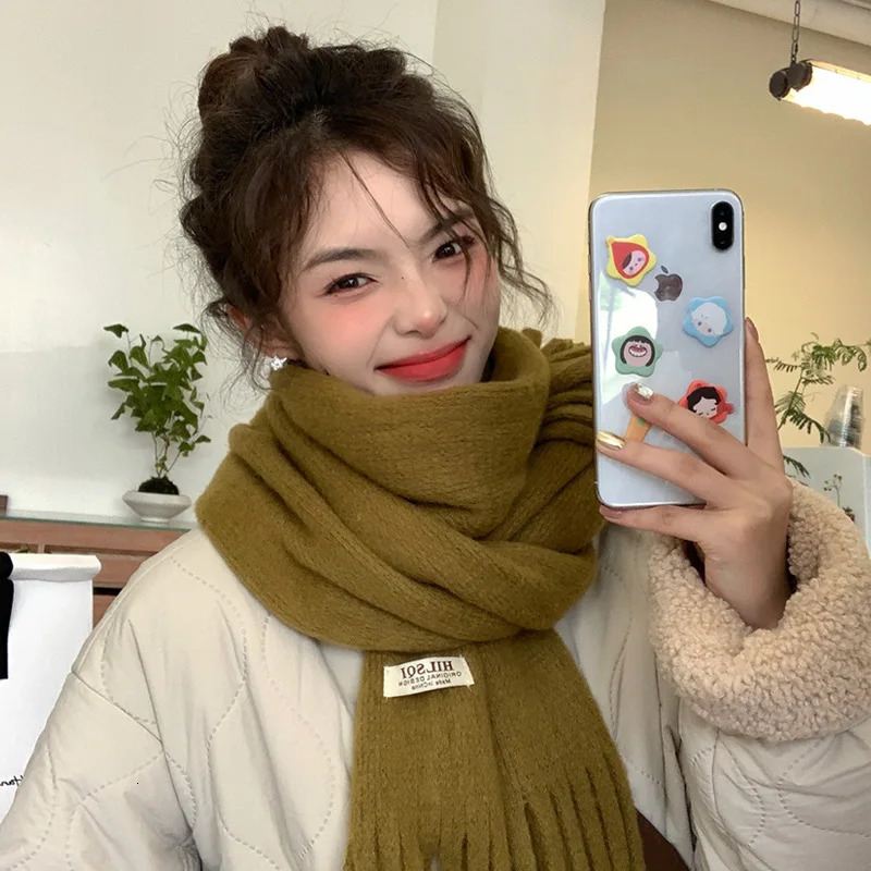 Winter Scarf For Women Plain Warm Shawls Wraps Female Thick Knitted Soft Long Tassel Shawl Neckwrap Solid Neckerchief 250930
