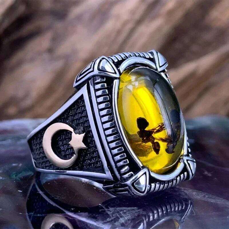 Vintage Big Oval Natural Agate Stone Men Retro Inlaid Yellow Red Zircon Ant Ring for Women Wedding Band Jewelry