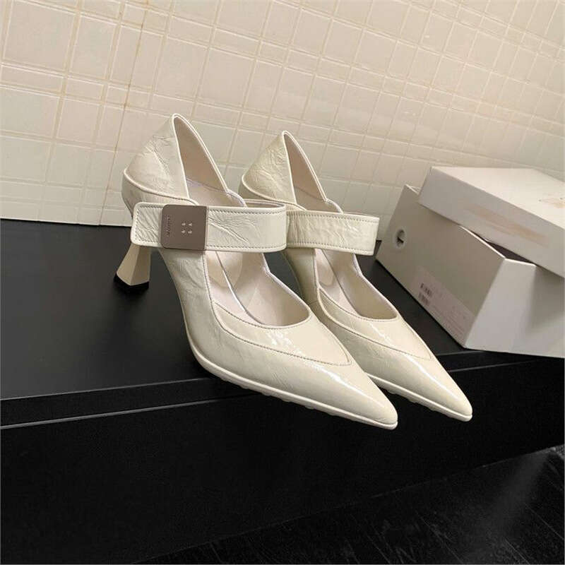 2025 Designer Shoe Autumn New French Style Small Square Toe Hidden Wedge heelegant Single Shallow Mouth One-Strap Mary Jane Shoes