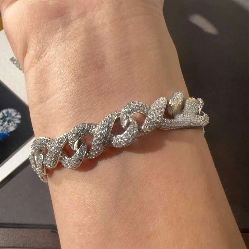 New Arrivals 10mm Width Solid Sier Iced Out Hip Hop Jewelry VVS1Moissanite Dia Franco Cuban Link Infinity Bracelet Men