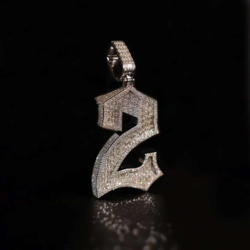 Custom Necklace VVS Dia Mossanite Letter Moissanite Pendant With Iced Out Chain in 10kt White Gold
