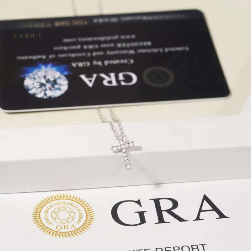 Pure Sterling Sier Jewelry Iced Out Design Moissanite for Women Wedding Gift Bling Cross Necklace