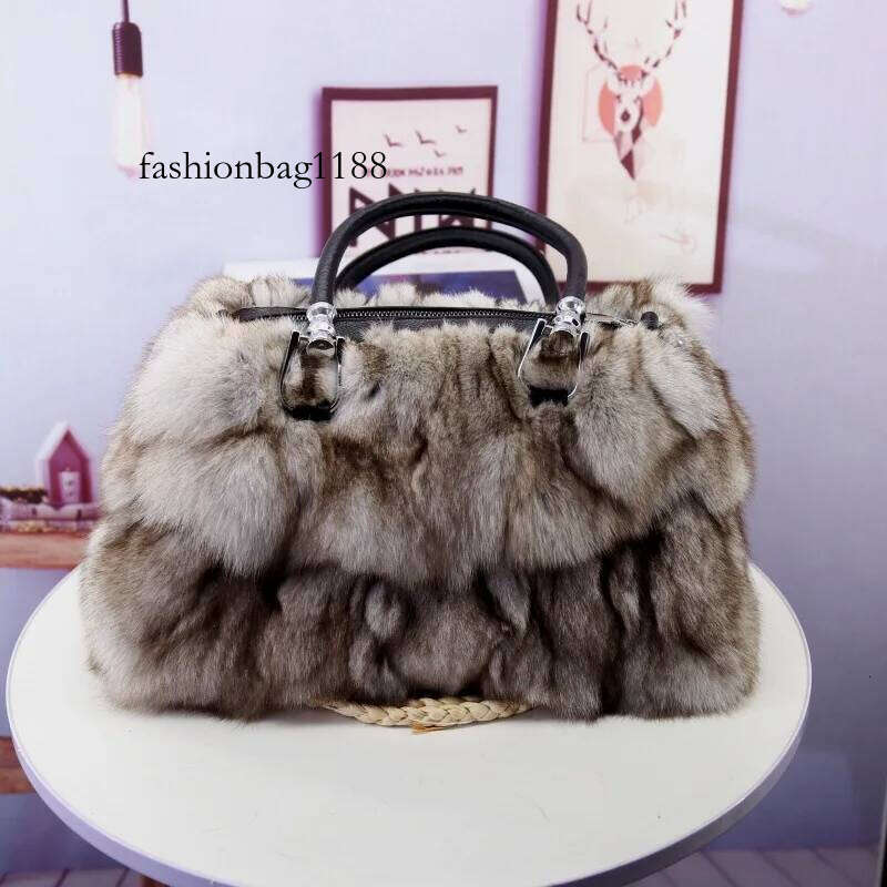 Korean version Genuine Natural Fox Fur Women Clutch Purses Evening Party Winter Chain Shoulder Bag