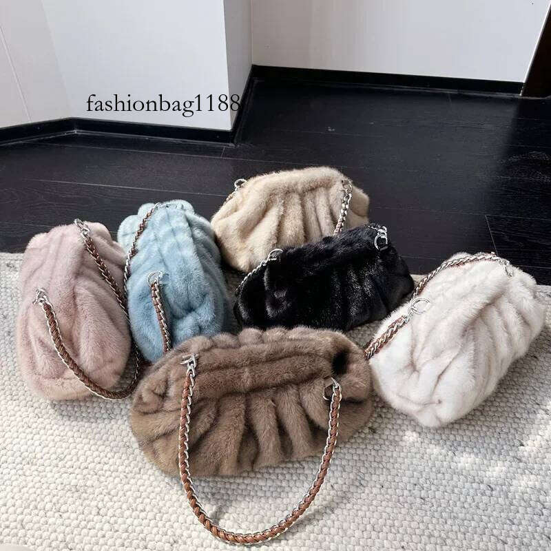 Fluffy Plush Dumpling Bags for Women Handbags Faux Mink Fur Pouch Ruched Shoulder Bag Winter Warm Soft Cloud Clutch